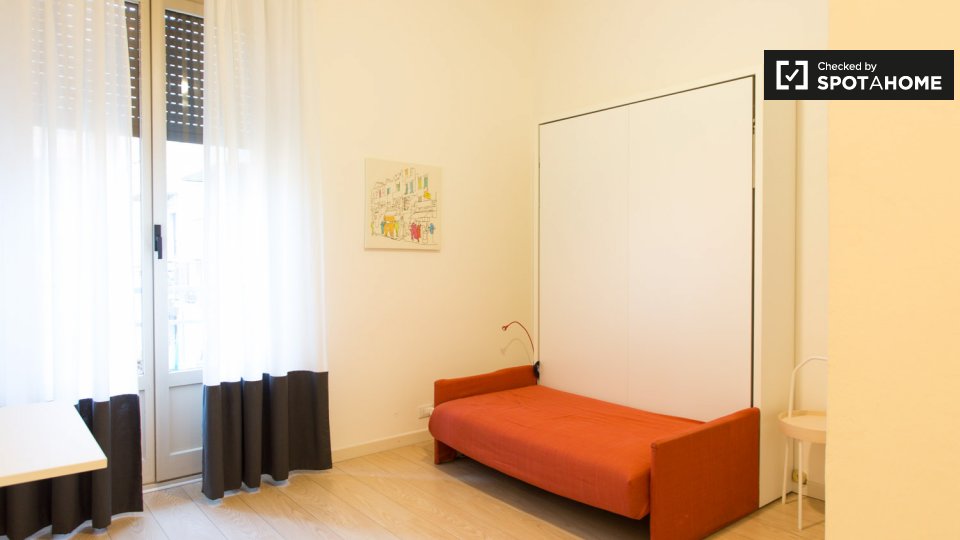 Immagine 1 di Ufficio in affitto  in Via Goffredo Sigieri, 20135 Milano MI, Italy a Milano