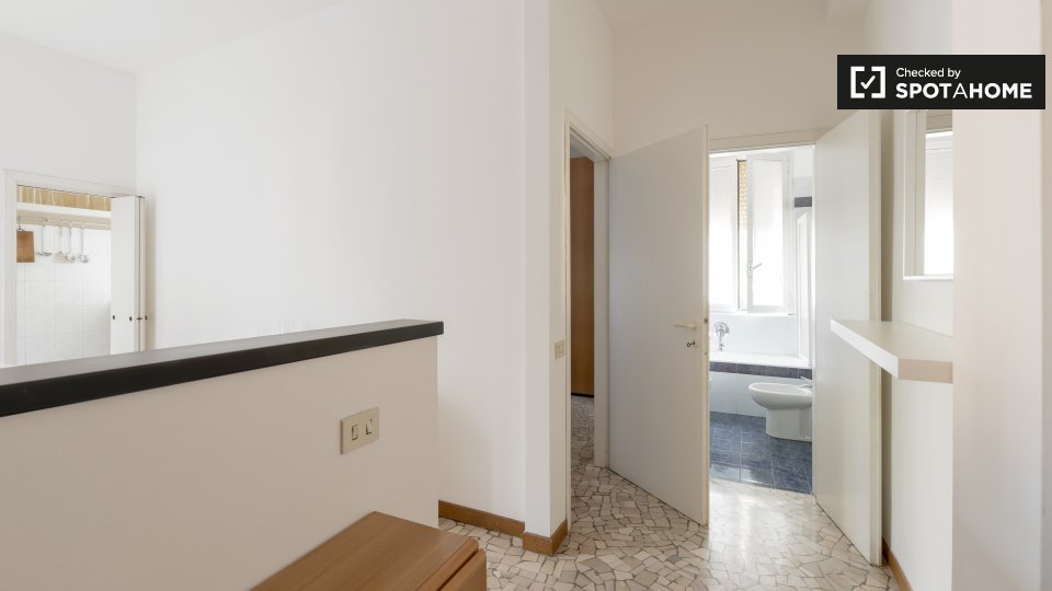 Immagine 13 di Appartamento in affitto  in Via Monzambano, 20159 Milano MI, Italy a Milano