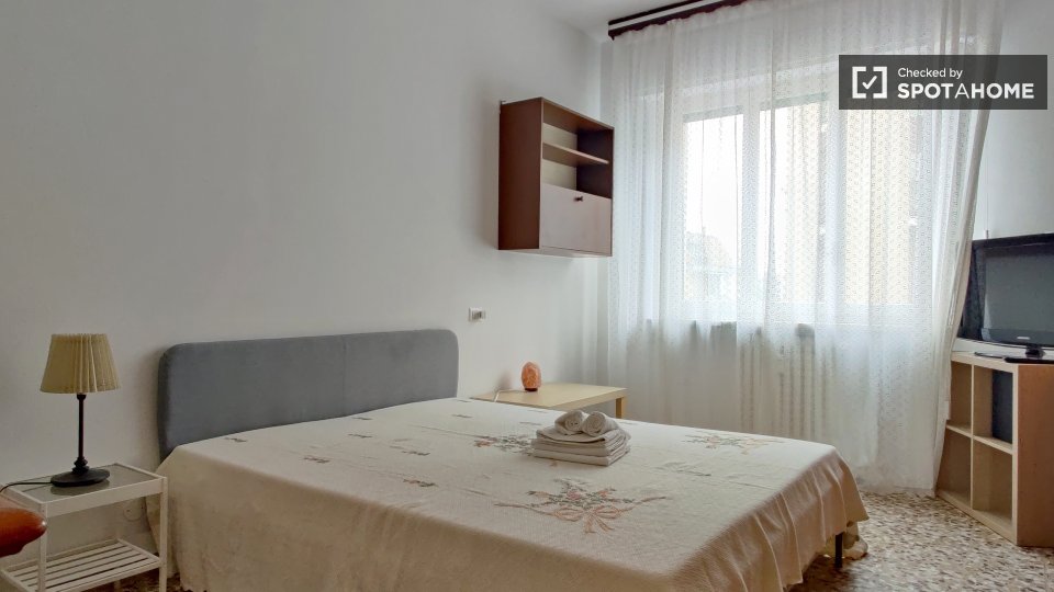 Immagine 7 di Camera condivisa in affitto  in Via Vincenzo Gioberti a Sesto San Giovanni