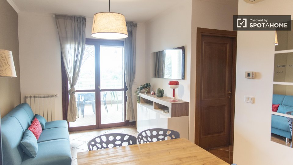 Immagine 16 di Appartamento in affitto  in Via Saronno a Roma