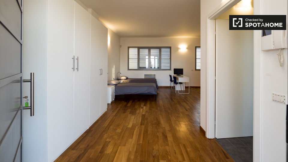 Immagine 6 di Ufficio in affitto  in Via Enrico Cosenz a Milano