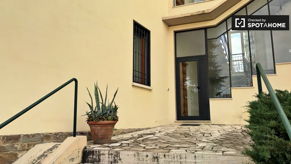 Immagine 17 di Appartamento in affitto  in Via S. Damiano a Firenze