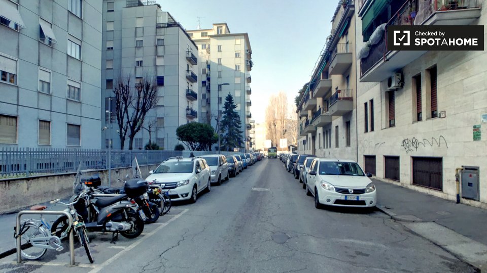 Immagine 16 di Camera condivisa in affitto  in Via Mamiani Terenzio a Milano