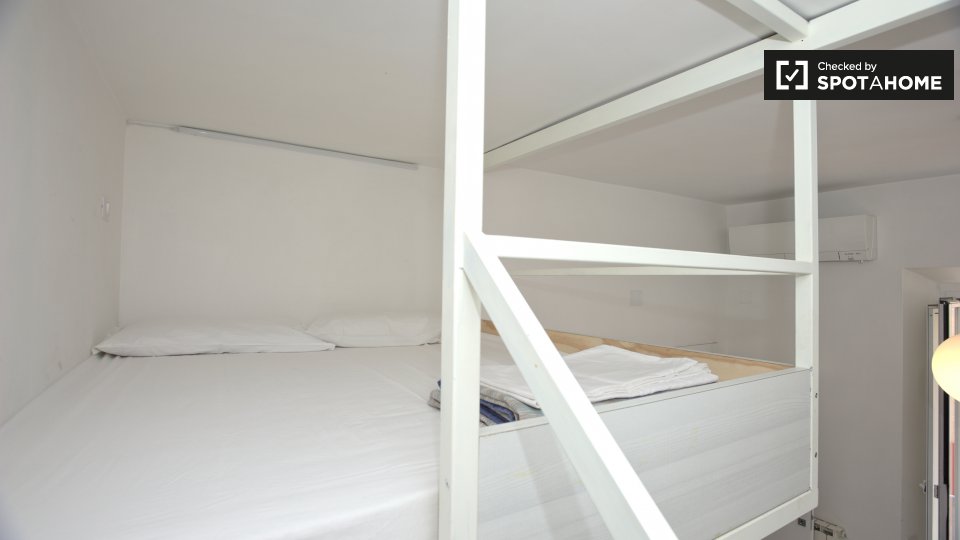 Immagine 9 di Appartamento in affitto  in Via Alessandria a Roma