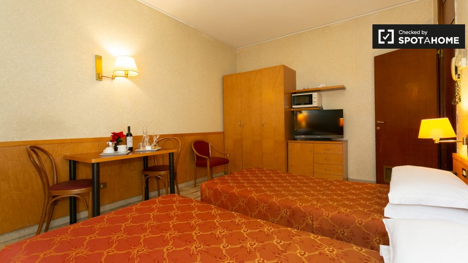 Immagine 7 di Ufficio in affitto  in Via Privata Ettore Paladini a Milano