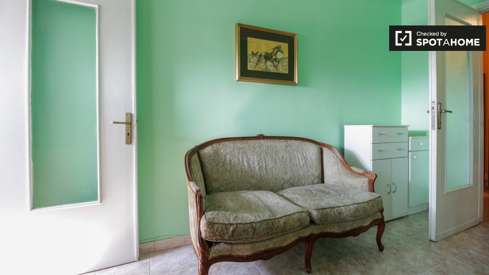 Immagine 10 di Camera condivisa in affitto  in Via Lima, 10137 Torino TO, Italy a Torino