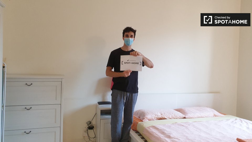 Immagine 14 di Camera condivisa in affitto  in Via Gentilino a Milano