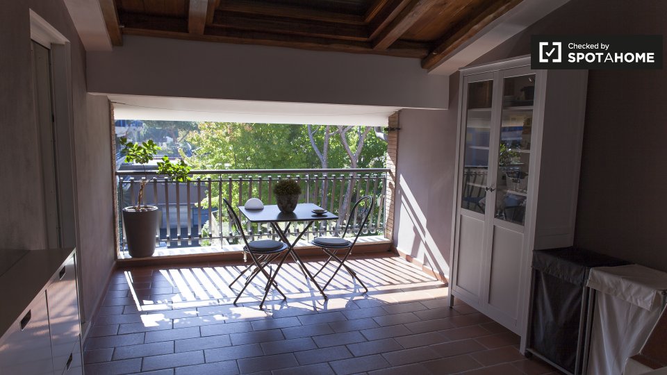 Immagine 14 di Camera condivisa in affitto  in Via Anite di Tegea a Roma