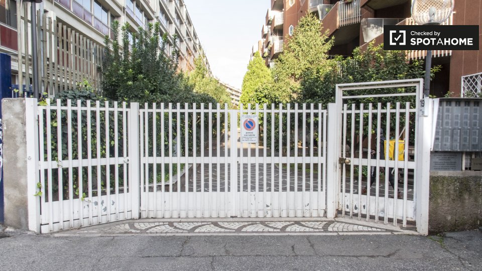 Immagine 18 di Camera condivisa in affitto  in Largo Francesco Anzani a Roma