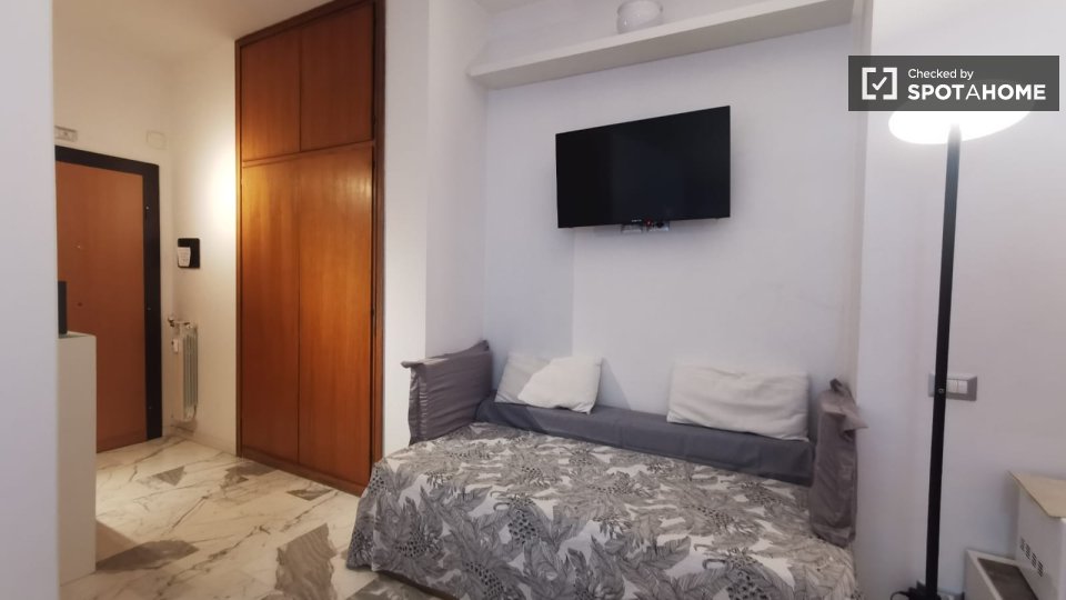 Immagine 5 di Ufficio in affitto  in Via Giovanni Aurispa a Roma