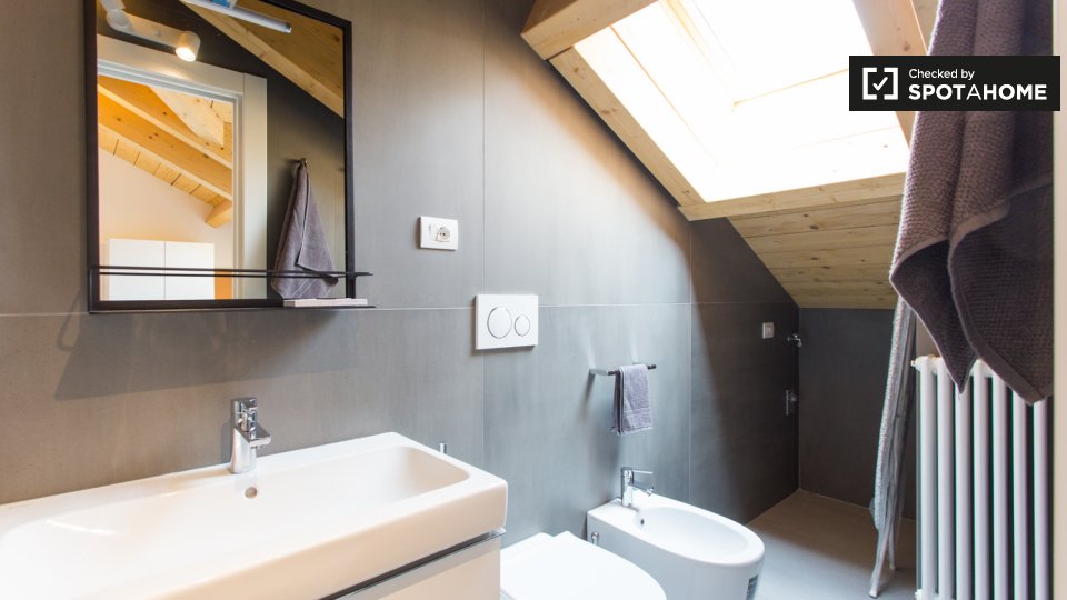 Immagine 7 di Camera condivisa in affitto  in Viale Bligny a Milano