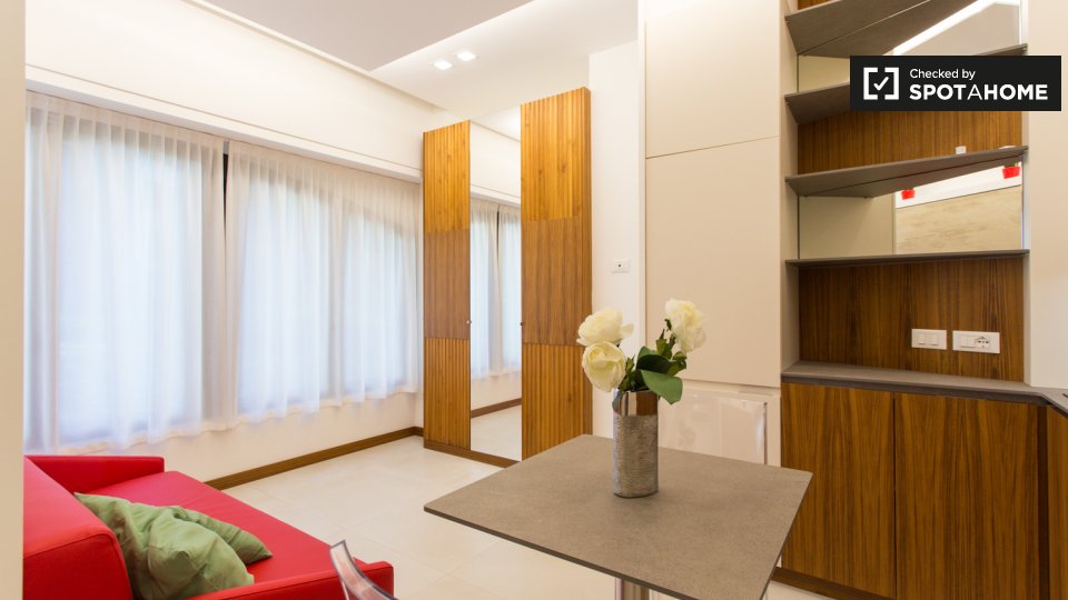 Immagine 4 di Ufficio in affitto  in Corso Italia a Milano