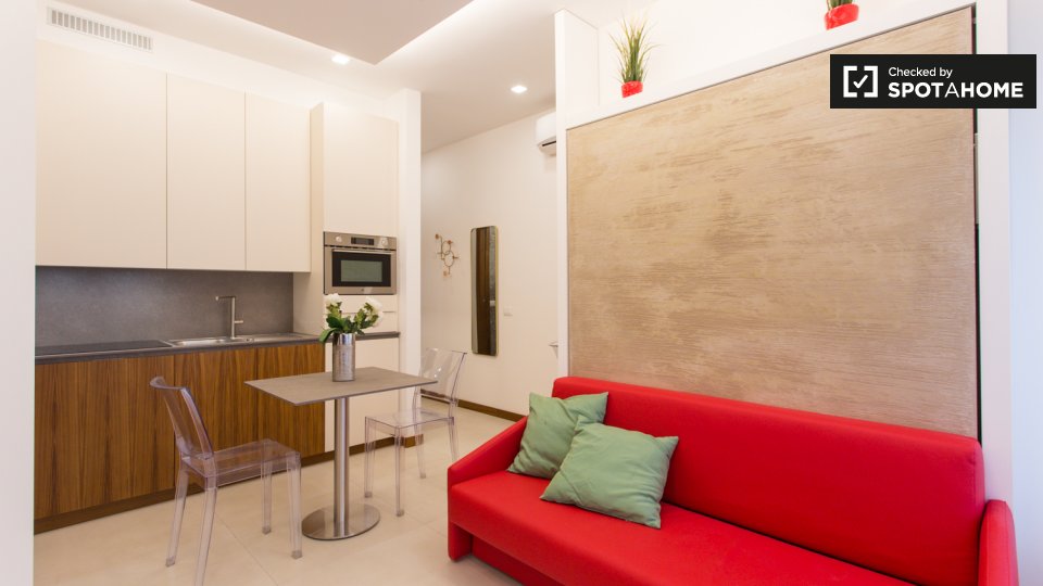 Immagine 1 di Ufficio in affitto  in Corso Italia a Milano