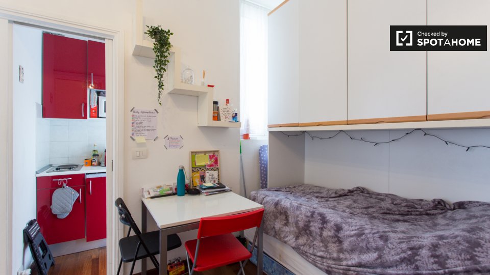 Immagine 6 di Ufficio in affitto  in Via Cesare Cesariano, 20154 Milano MI, Italy a Milano