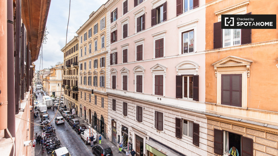 Immagine 12 di Appartamento in affitto  in Via Luciano Manara a Roma