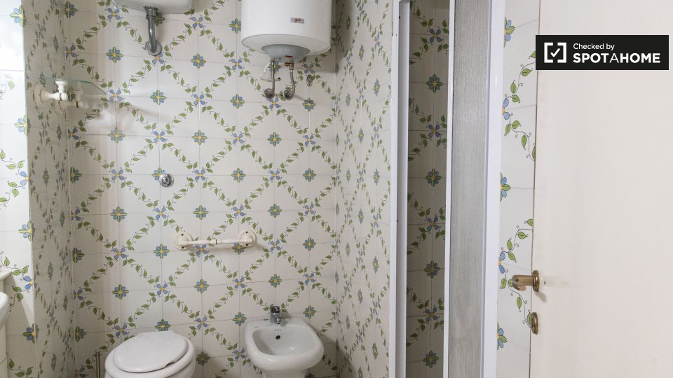 Immagine 3 di Appartamento in affitto  in Via Pieve di Cadore a Roma