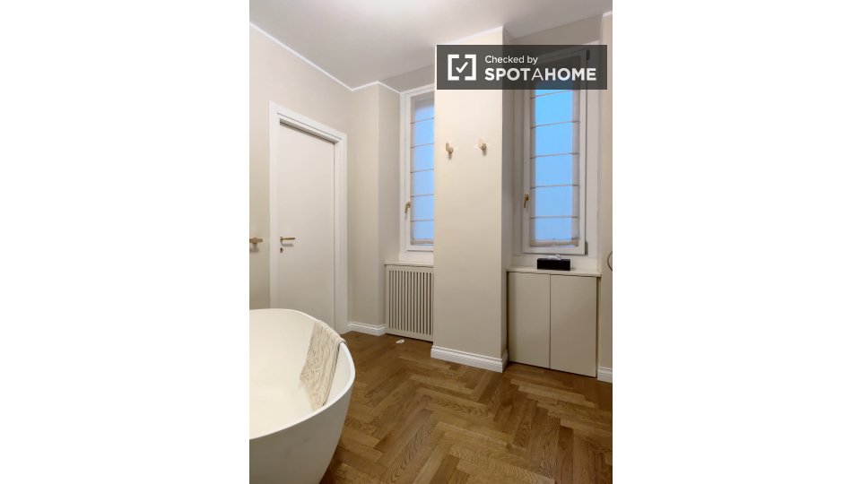 Immagine 16 di Appartamento in affitto  in Viale Tunisia a Milano