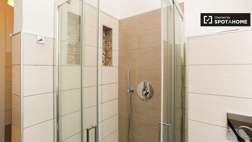 Immagine 18 di Ufficio in affitto  in Via Nicostrato Castellini, 20158 Milano MI, Italy a Milano