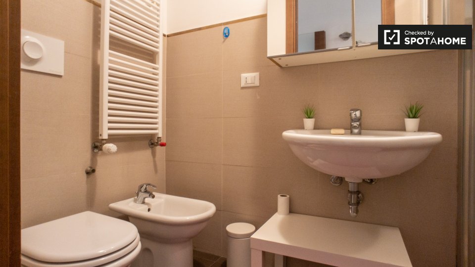 Immagine 13 di Ufficio in affitto  in Via Arena, 20123 Milano MI, Italy a Milano