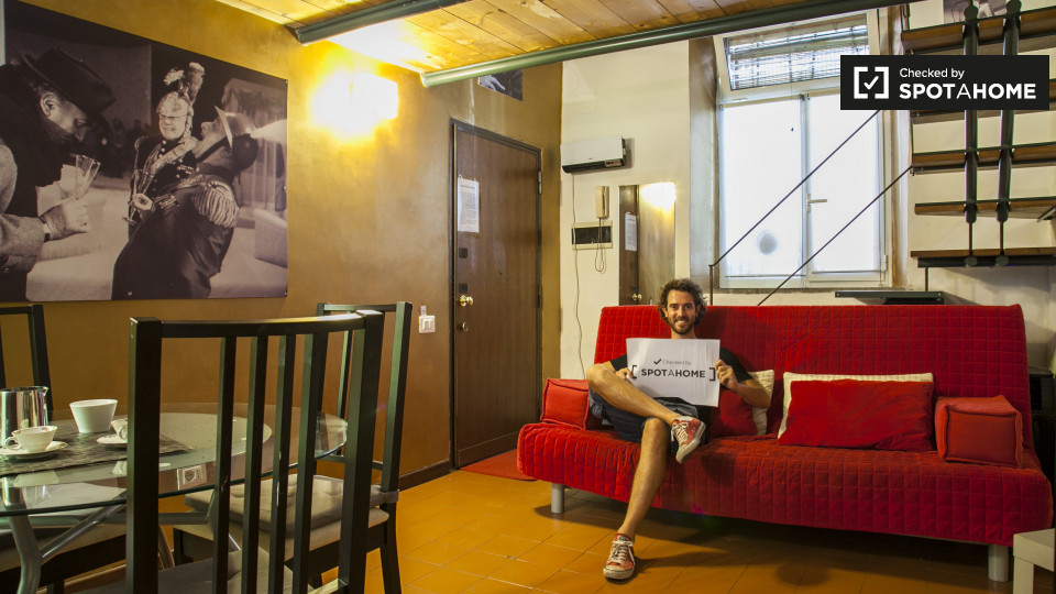 Immagine 5 di Appartamento in affitto  in Vicolo Scavolino a Roma