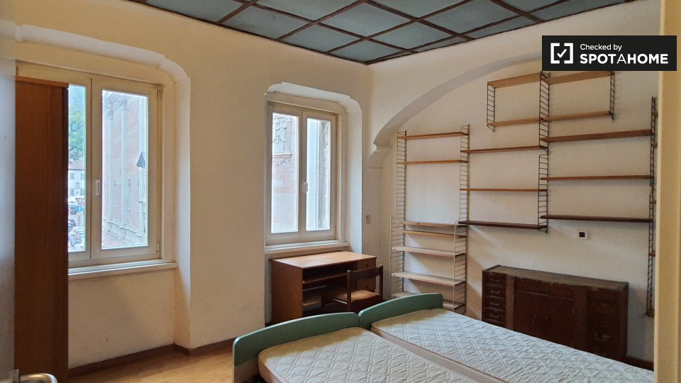 Immagine 1 di Camera condivisa in affitto  in Piazza Santa Maria Maggiore a Trento