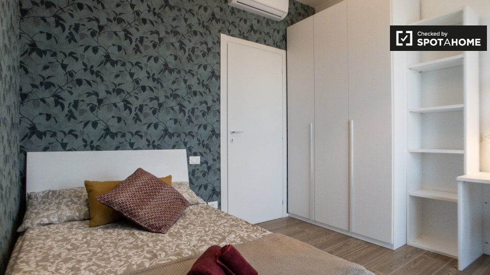 Immagine 3 di Camera condivisa in affitto  in Via Giacomo Antonini a Milano