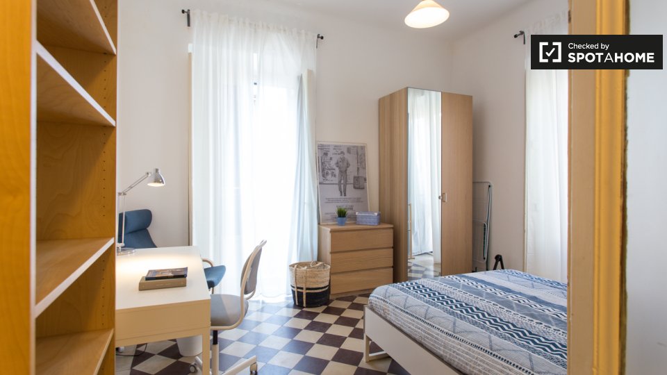 Immagine 12 di Camera condivisa in affitto  in Viale Bligny a Milano