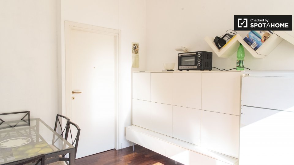 Immagine 9 di Camera condivisa in affitto  in Via Baldassarre Orero, 00159 Roma RM, Italy a Roma