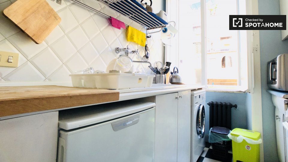 Immagine 15 di Appartamento in affitto  in Via Capo d'Africa, 00184 Roma RM, Italy a Roma