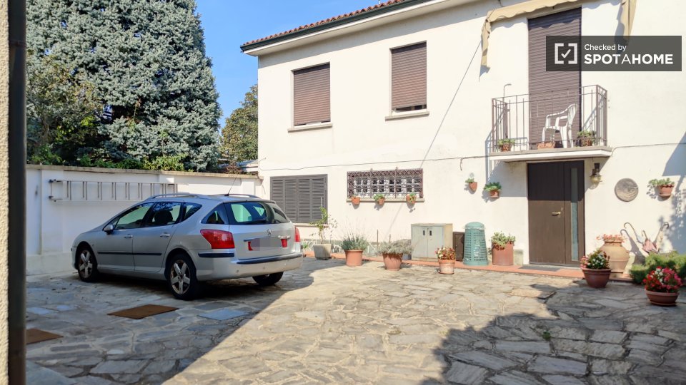 Immagine 14 di Camera condivisa in affitto  in Via Eugenio Villoresi a Inveruno