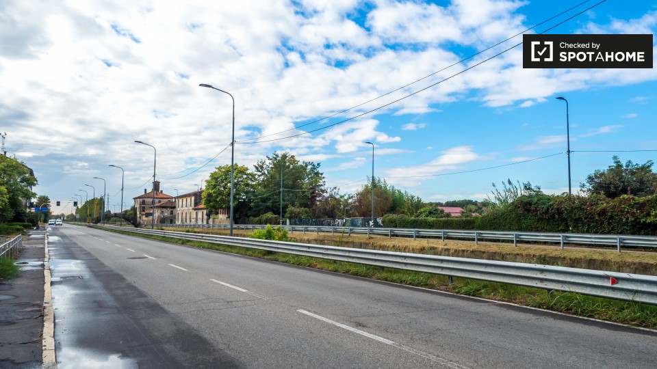 Immagine 17 di Ufficio in affitto  in Via della Chiesa Rossa a Milano