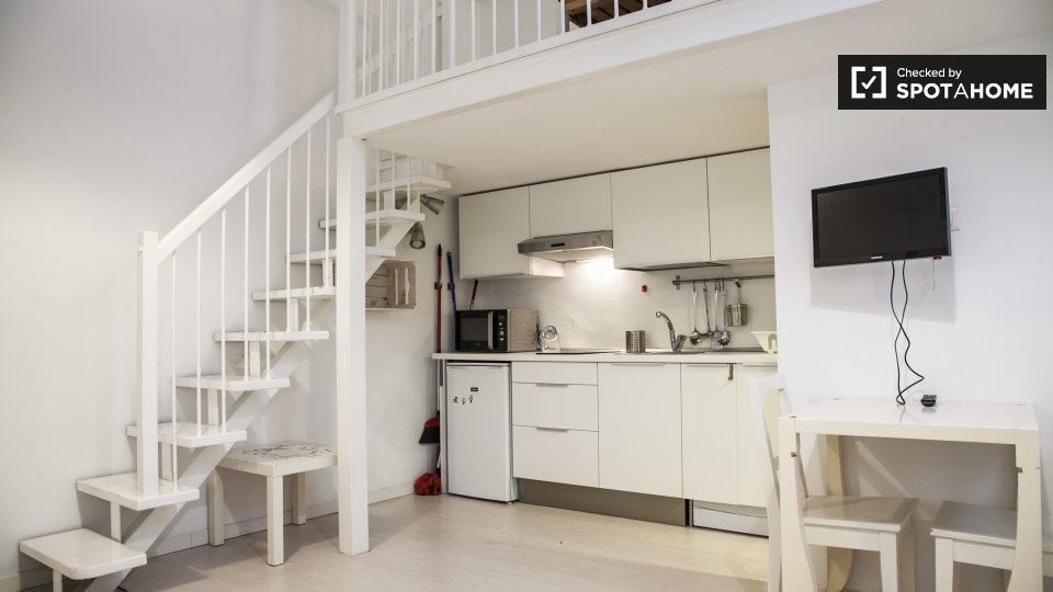 Immagine 1 di Appartamento in affitto  in Via di Vigna Pozzi a Roma