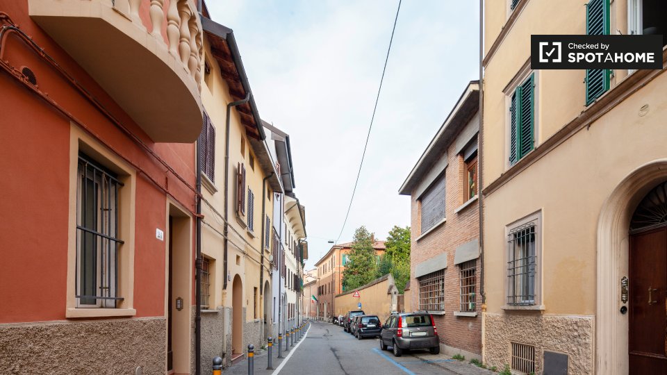 Immagine 15 di Ufficio in affitto  in Via Palestro a Bologna