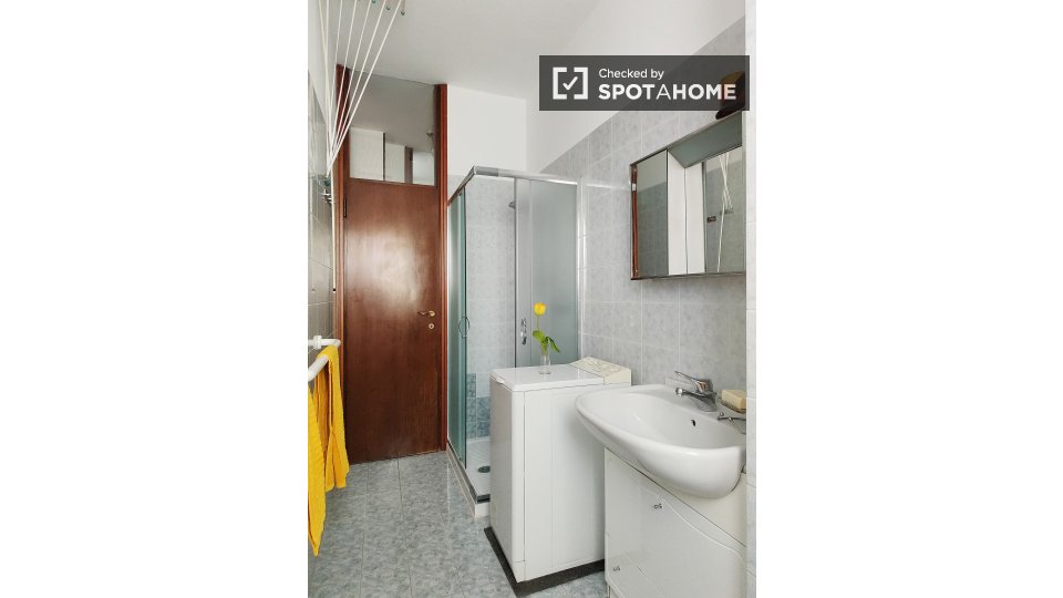 Immagine 17 di Camera condivisa in affitto  in Mauro a Milano