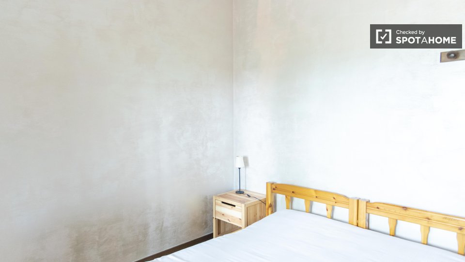 Immagine 15 di Appartamento in affitto  in Via Poggio Verde a Roma