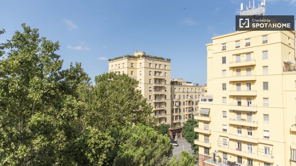 Immagine 14 di Appartamento in affitto  in Piazza Ragusa a Roma