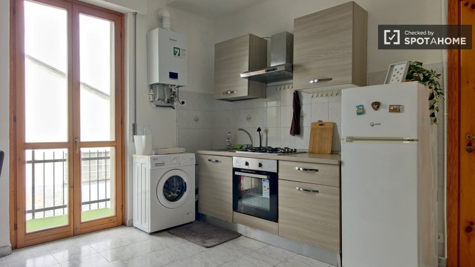 Immagine 4 di Appartamento in affitto  in Via Val Gardena a Milano