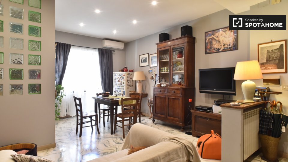 Immagine 5 di Camera condivisa in affitto  in Via di Torrevecchia, 00168 Roma RM, Italy a Roma