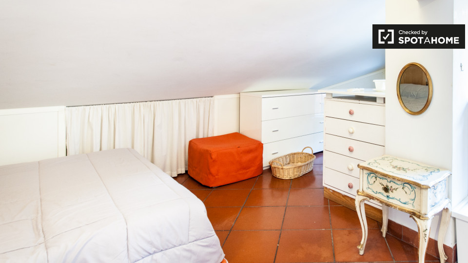 Immagine 2 di Ufficio in affitto  in Arco della Chiesa Nuova a Roma