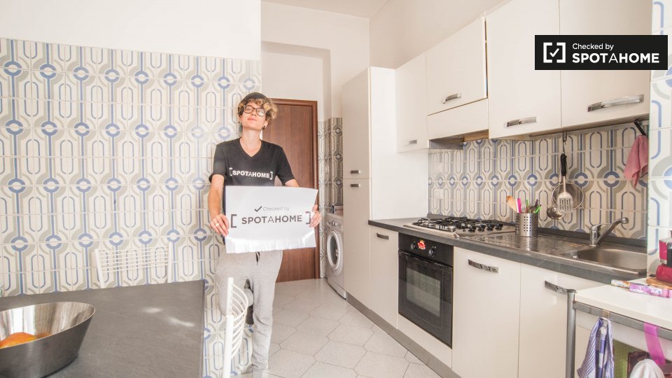 Immagine 11 di Camera condivisa in affitto  in Piazza San Giovanni Bosco a Roma