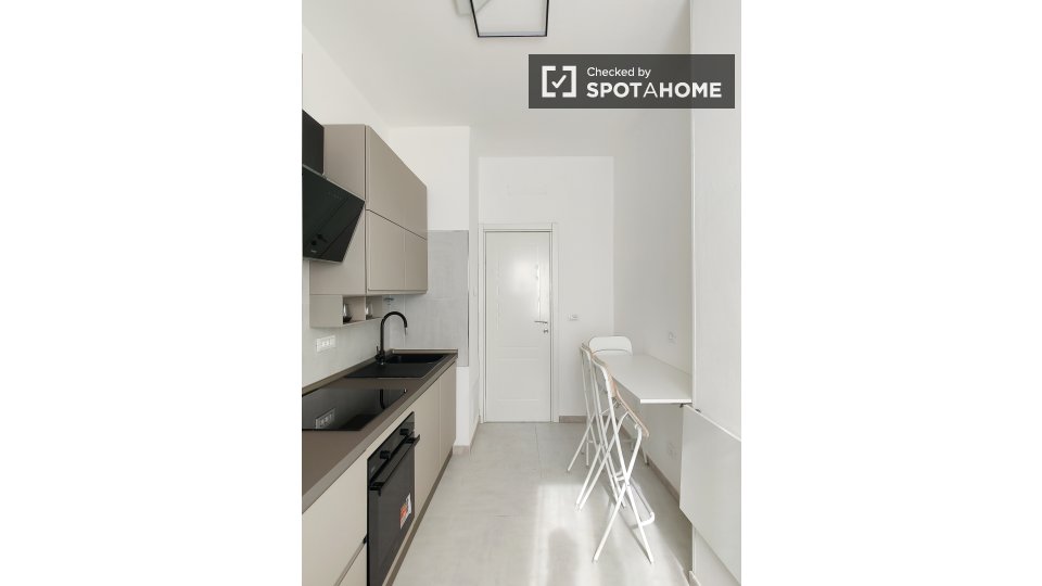 Immagine 11 di Camera condivisa in affitto  in Via Marco Ulpio Traiano a Milano