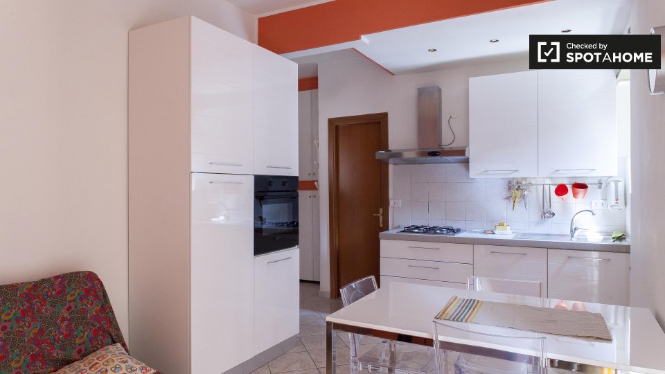 Immagine 4 di Appartamento in affitto  in Via Giuseppe Donati, 00159 Roma RM, Italy a Roma