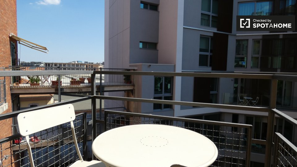 Immagine 4 di Appartamento in affitto  in Via Cenisio a Milano