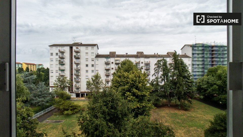 Immagine 13 di Camera condivisa in affitto  in Via Lucca, 20152 Milano MI, Italy a Milano