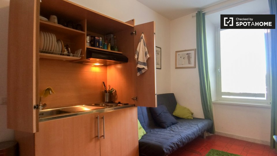 Immagine 1 di Appartamento in affitto  in Via Ostiense a Roma