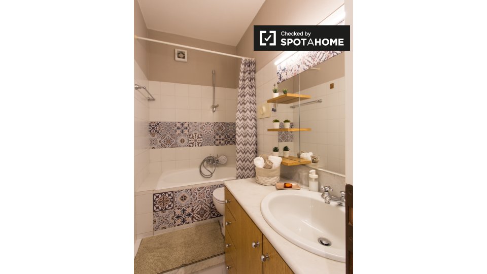 Immagine 15 di Ufficio in affitto  in Via Domenico Cirillo, 20154 Milano MI, Italy a Milano