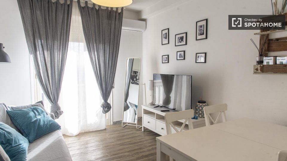 Immagine 1 di Appartamento in affitto  in Via Cesare Baronio a Roma