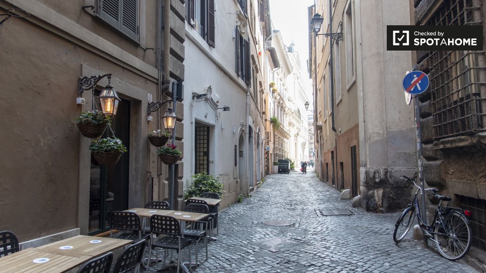 Immagine 18 di Ufficio in affitto  in Via dei Gigli d'Oro a Roma