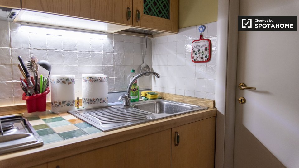 Immagine 12 di Ufficio in affitto  in Circonvallazione Ostiense, 00154 Roma RM, Italy a Roma