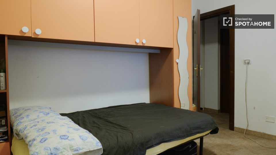 Immagine 1 di Camera condivisa in affitto  in Largo Caccia Dominioni a Milano